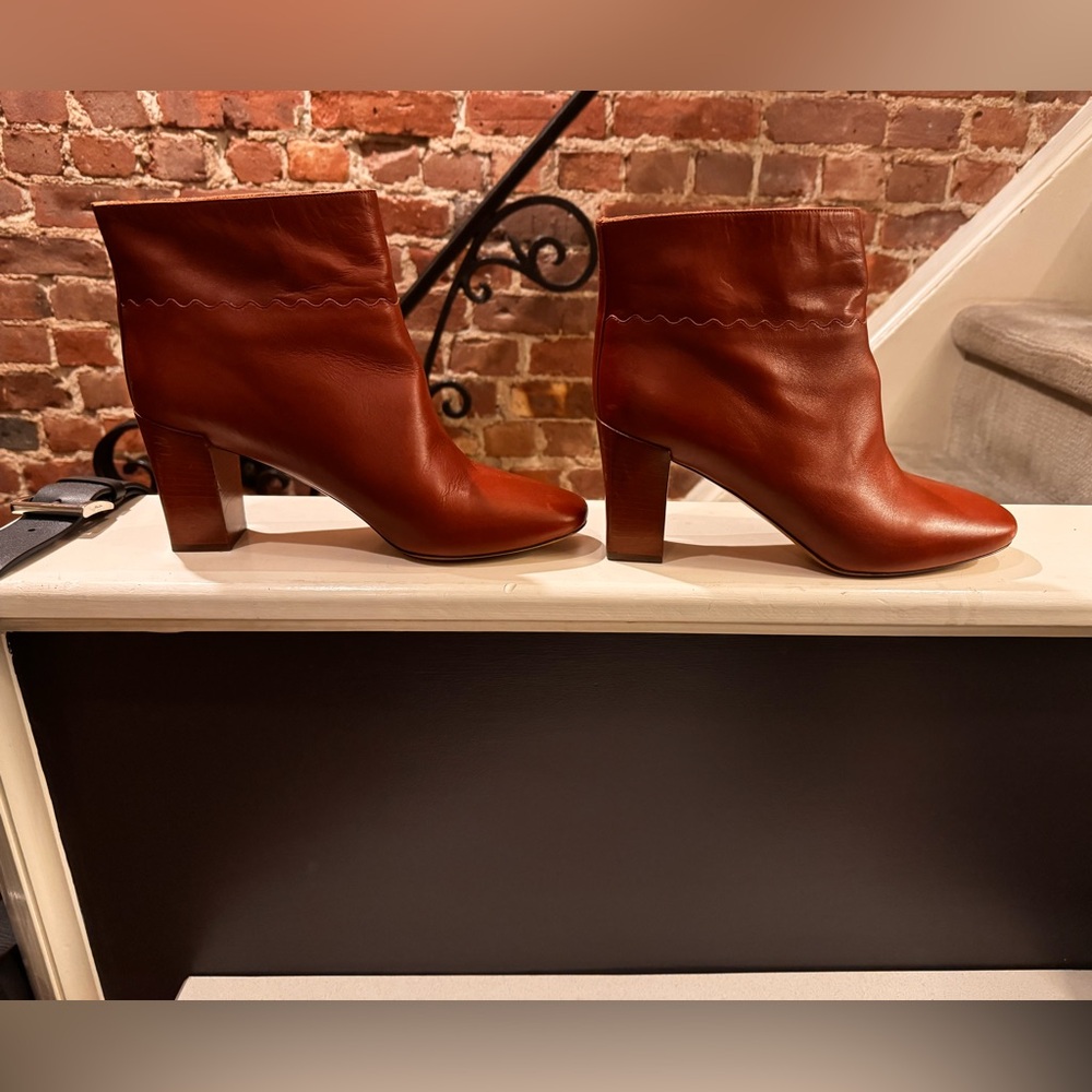 Chestnut brown Chloe booties size 40.5